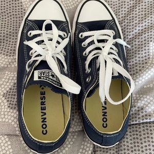 Converse shoes size 7 blue